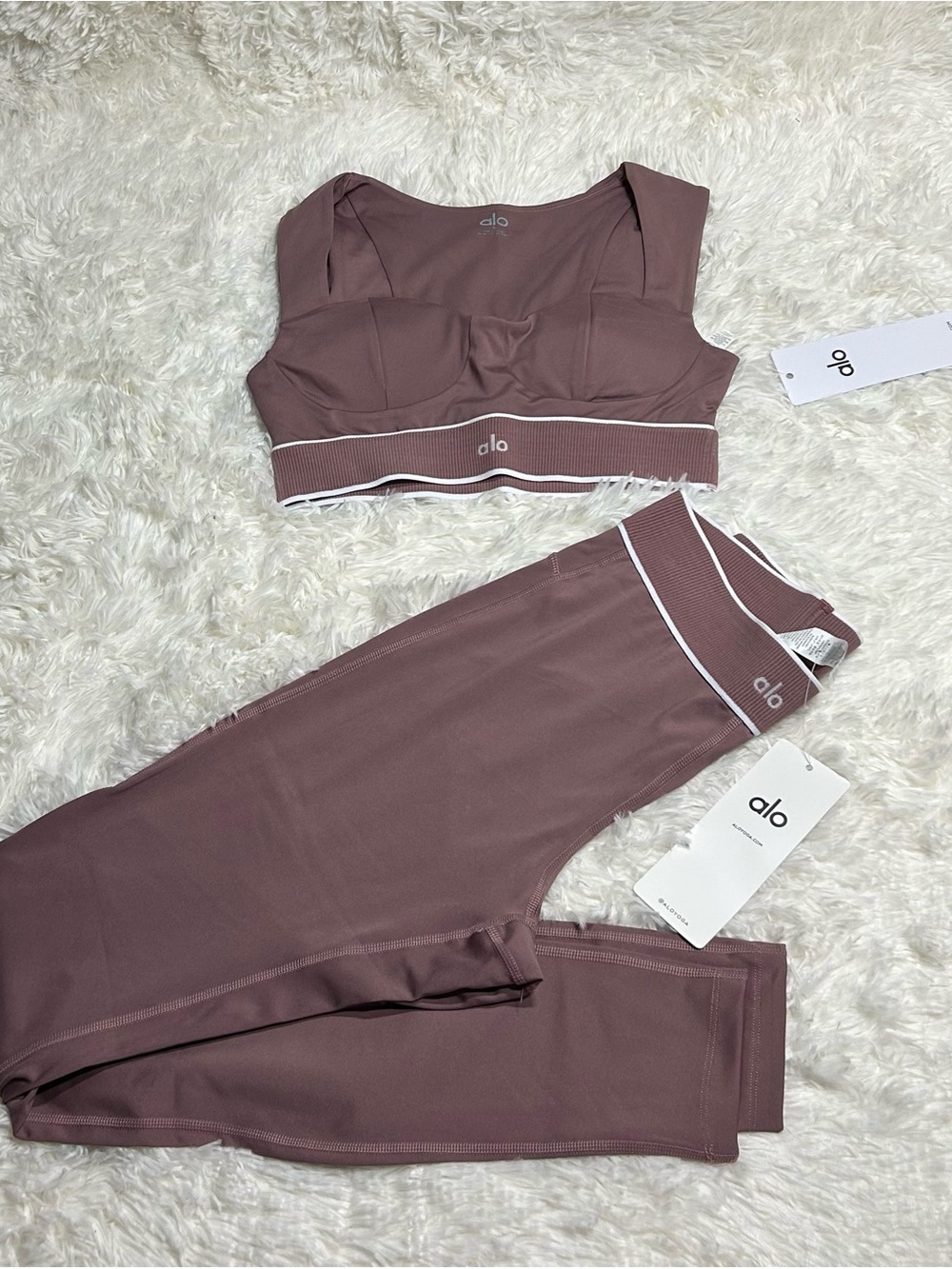 Yoga Mauve Supportive Sports Bra and Matching Leggings Set